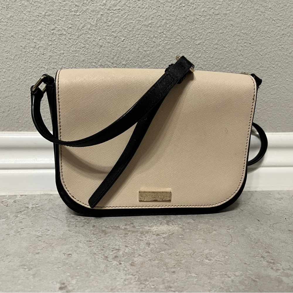 Kate Spade small crossbody leather purse